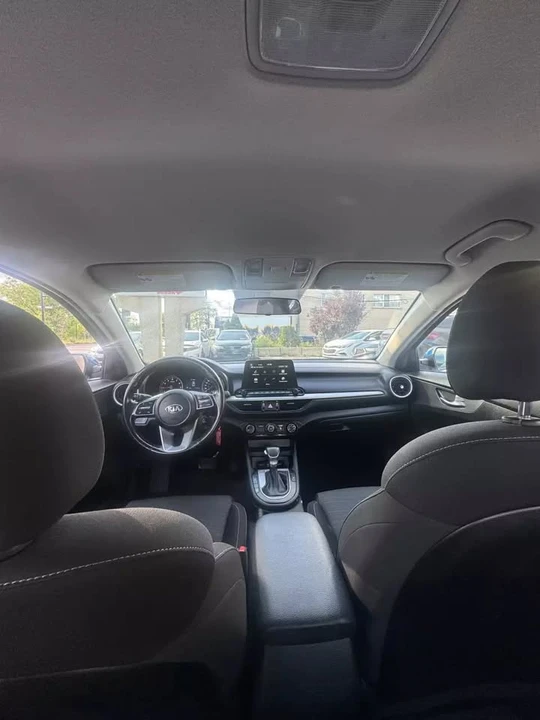 2021 Kia Forte - Image 17 of 18