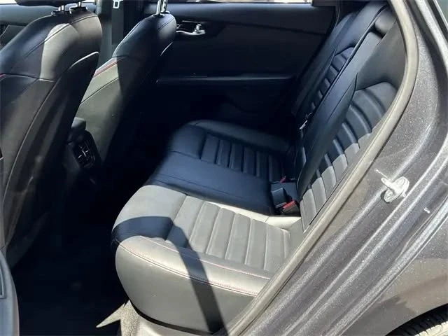 2021 Kia Forte - Image 17 of 20