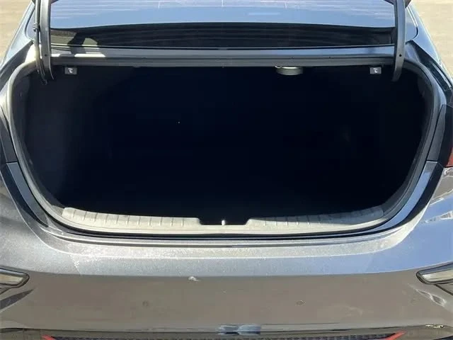 2021 Kia Forte - Image 6 of 20