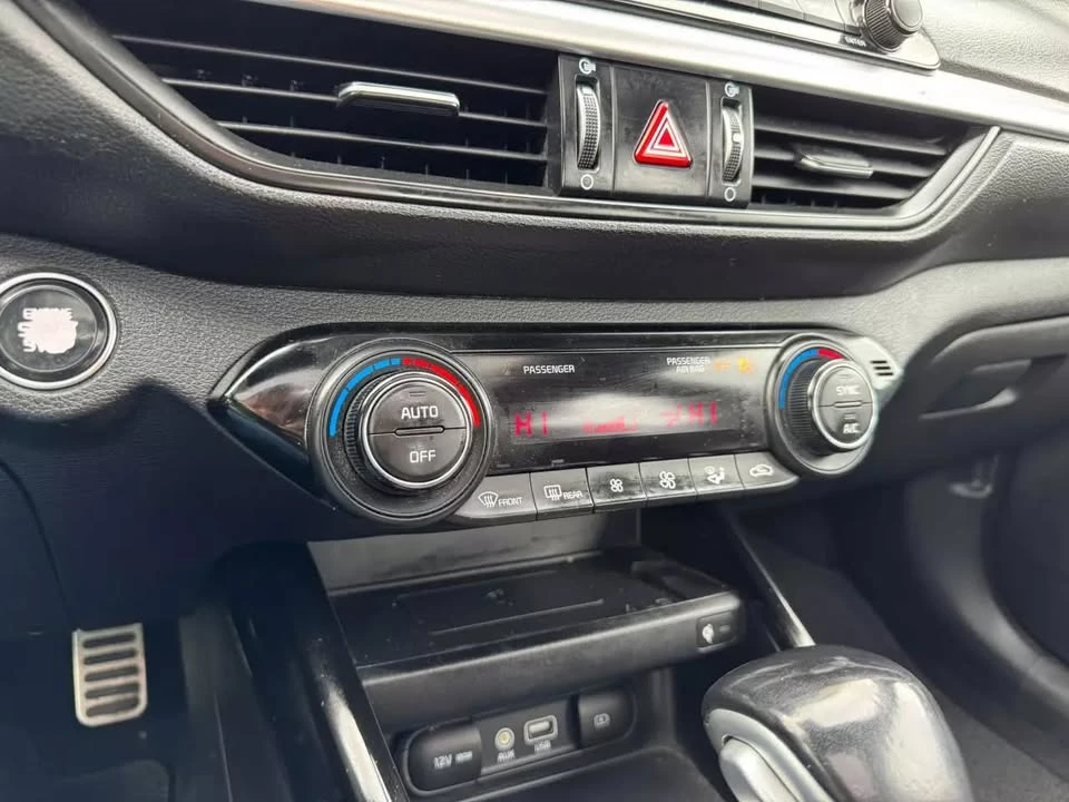 2021 Kia Forte - Image 14 of 20