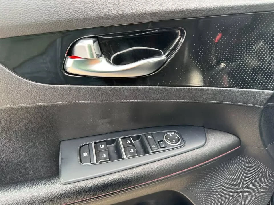 2021 Kia Forte - Image 18 of 20