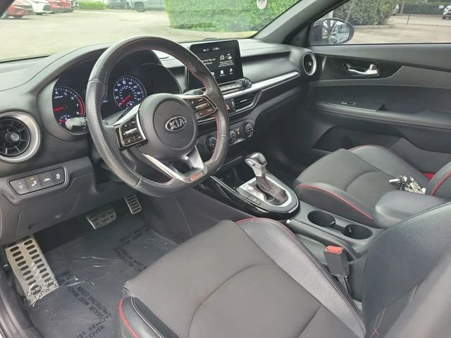 2021 Kia Forte - Image 11 of 20