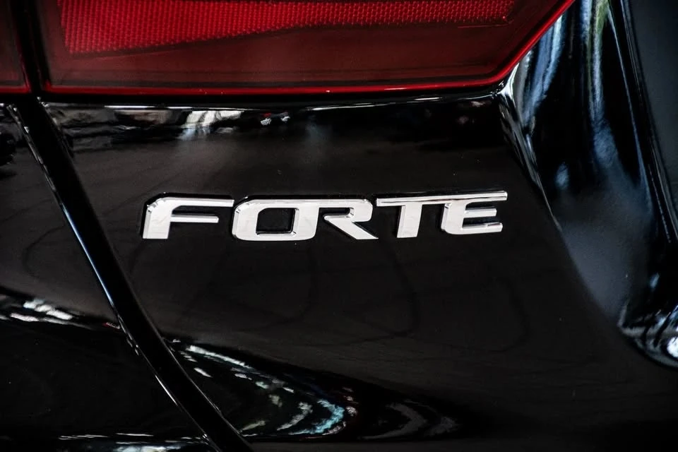 2021 Kia Forte - Image 16 of 20