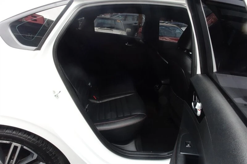 2021 Kia Forte - Image 13 of 19