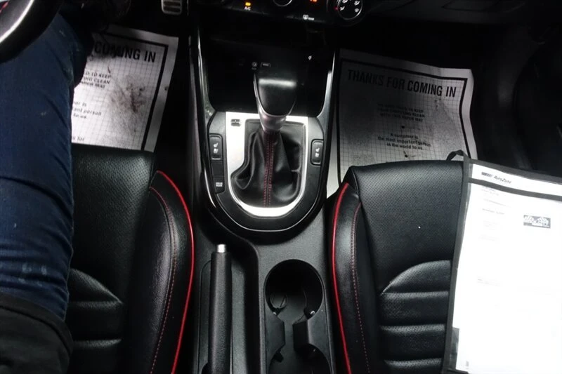 2021 Kia Forte - Image 17 of 19