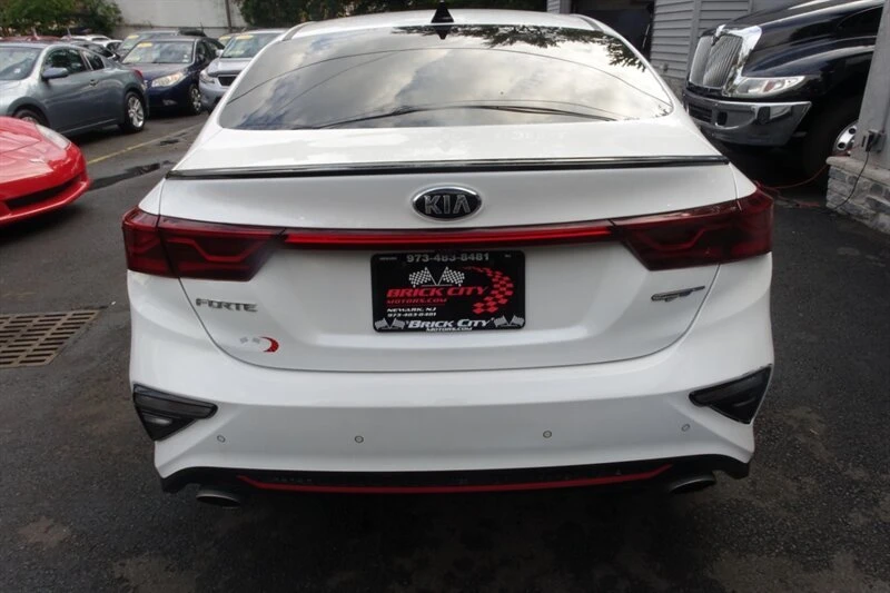 2021 Kia Forte - Image 4 of 19