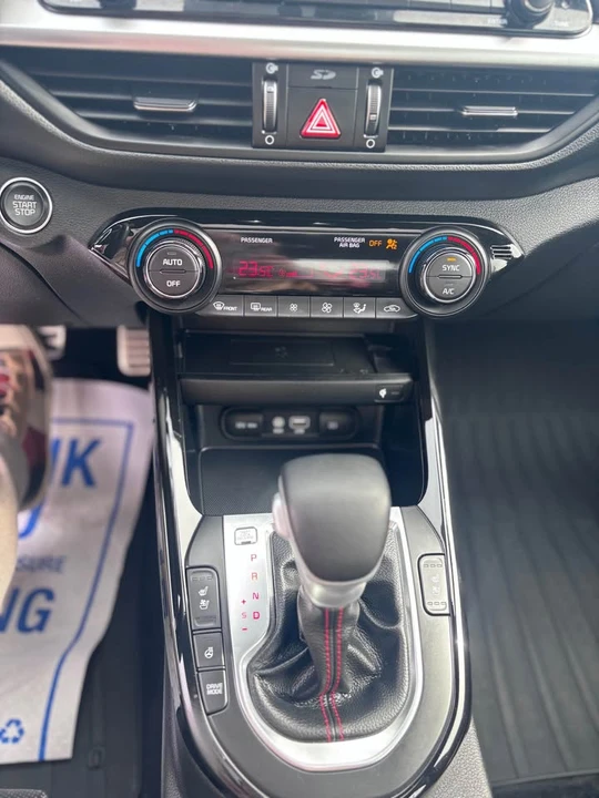 2021 Kia Forte - Image 13 of 14
