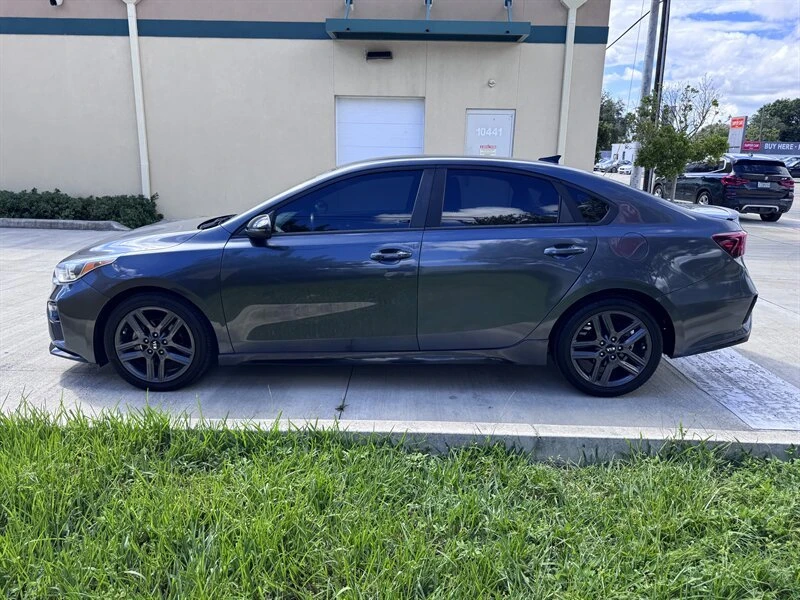2021 Kia Forte - Image 4 of 17