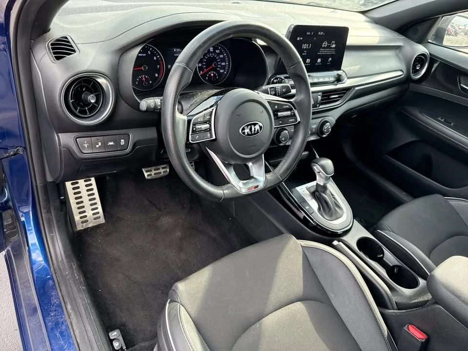 2021 Kia Forte - Image 2 of 4