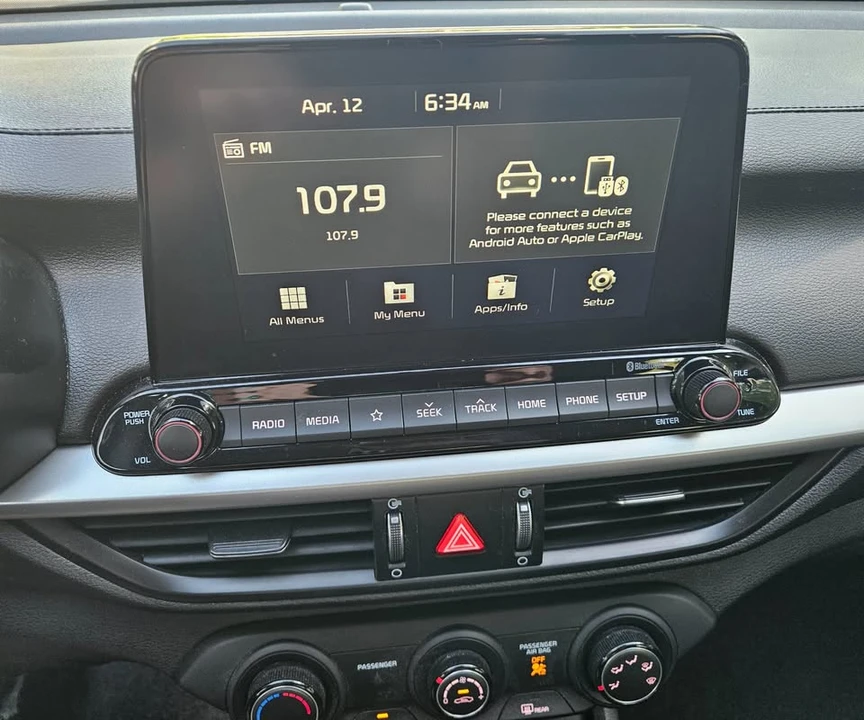 2021 Kia Forte - Image 12 of 19