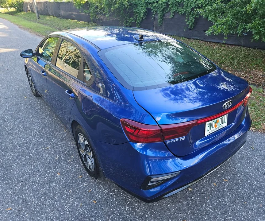 2021 Kia Forte - Image 7 of 19