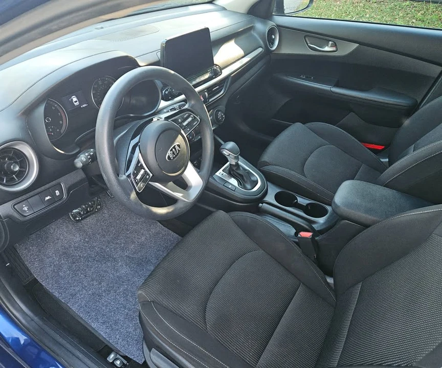 2021 Kia Forte - Image 8 of 19
