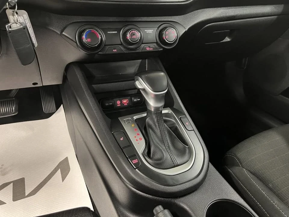 2021 Kia Forte - Image 14 of 20