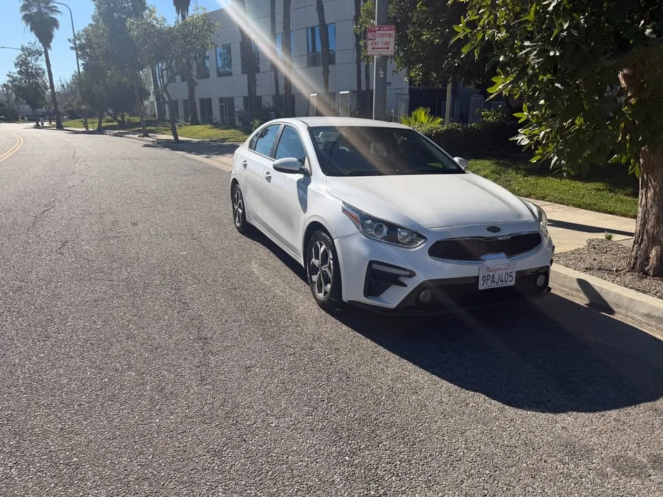 2021 Kia Forte - Image 6 of 19