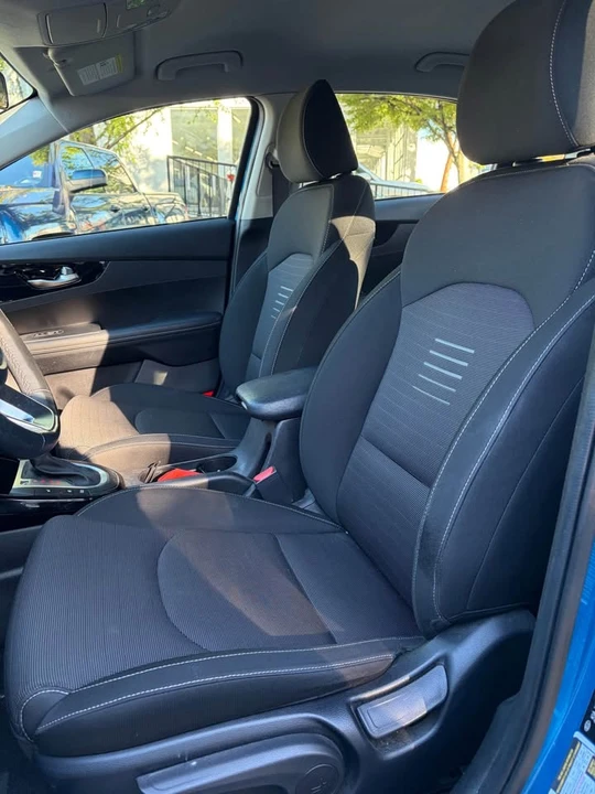 2021 Kia Forte - Image 10 of 12