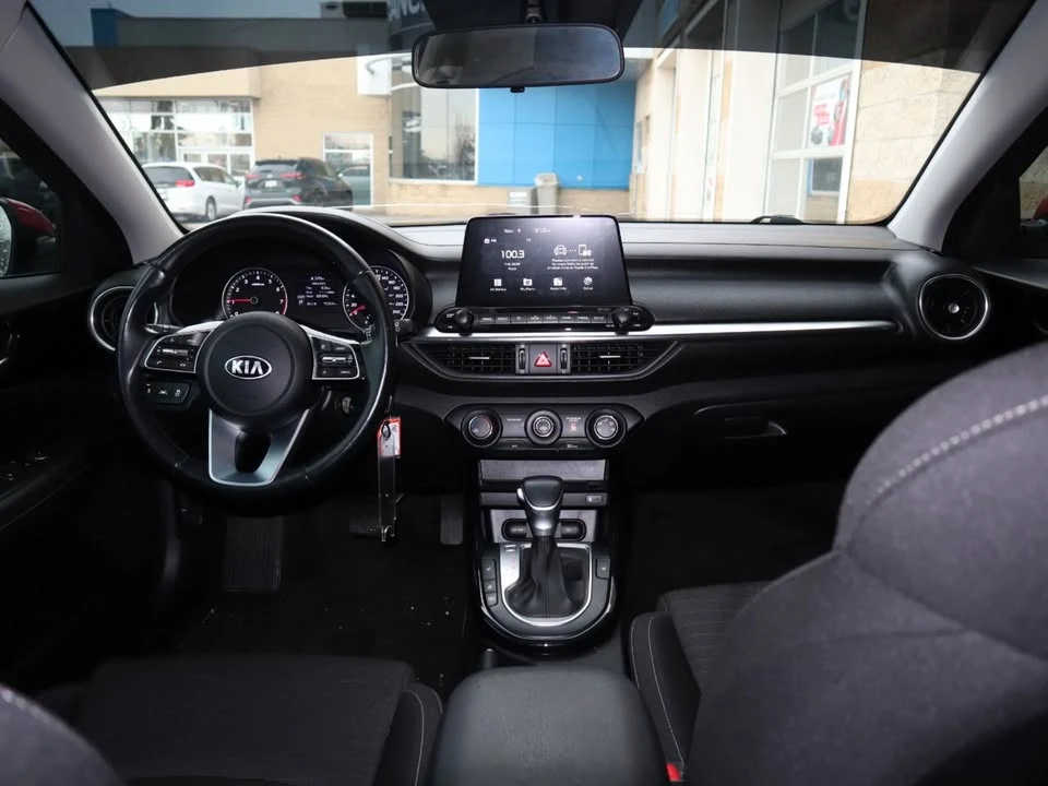 2021 Kia Forte - Image 9 of 16