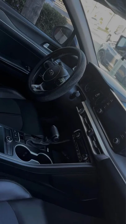 2021 Kia Optima/K5 - Image 2 of 4