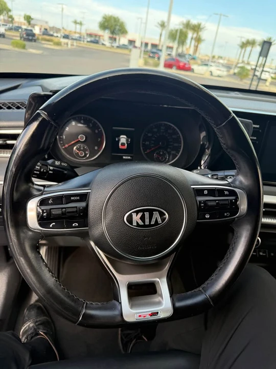 2021 Kia Optima/K5 - Image 8 of 12
