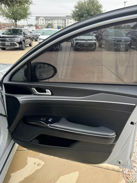 2021 Kia Optima/K5 - Image 11 of 14