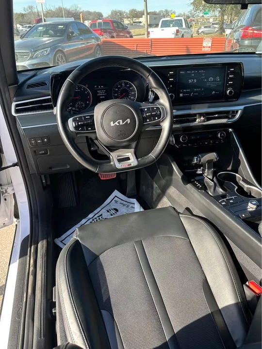 2021 Kia Optima/K5 - Image 13 of 17