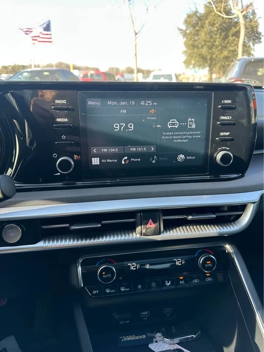 2021 Kia Optima/K5 - Image 15 of 17