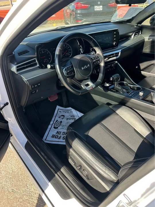 2021 Kia Optima/K5 - Image 9 of 17