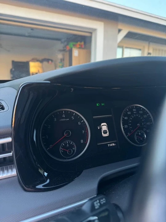 2021 Kia Optima/K5 - Image 2 of 6