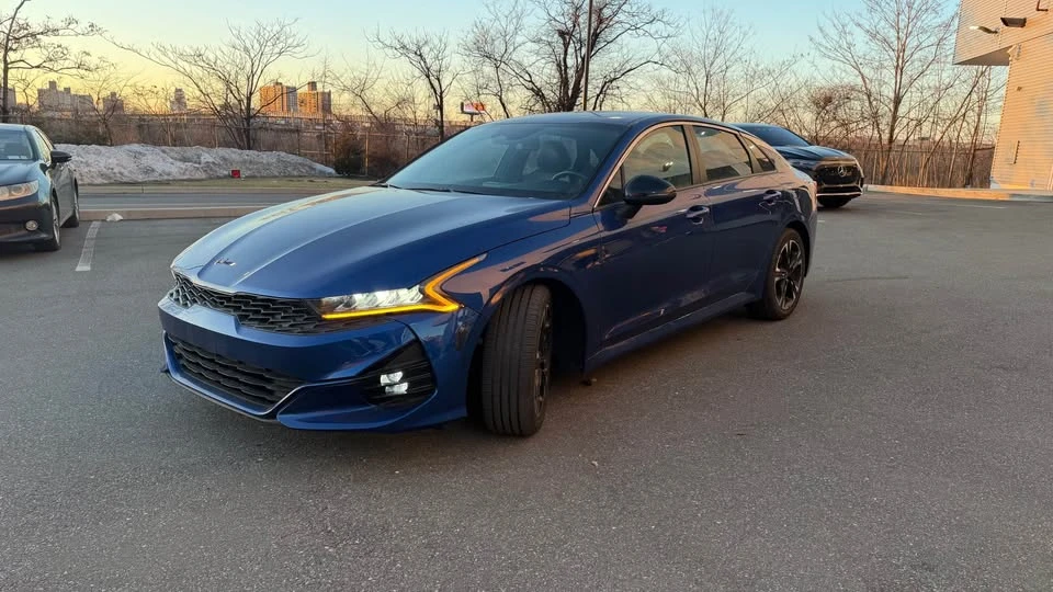 2021 Kia Optima/K5 - Image 3 of 16