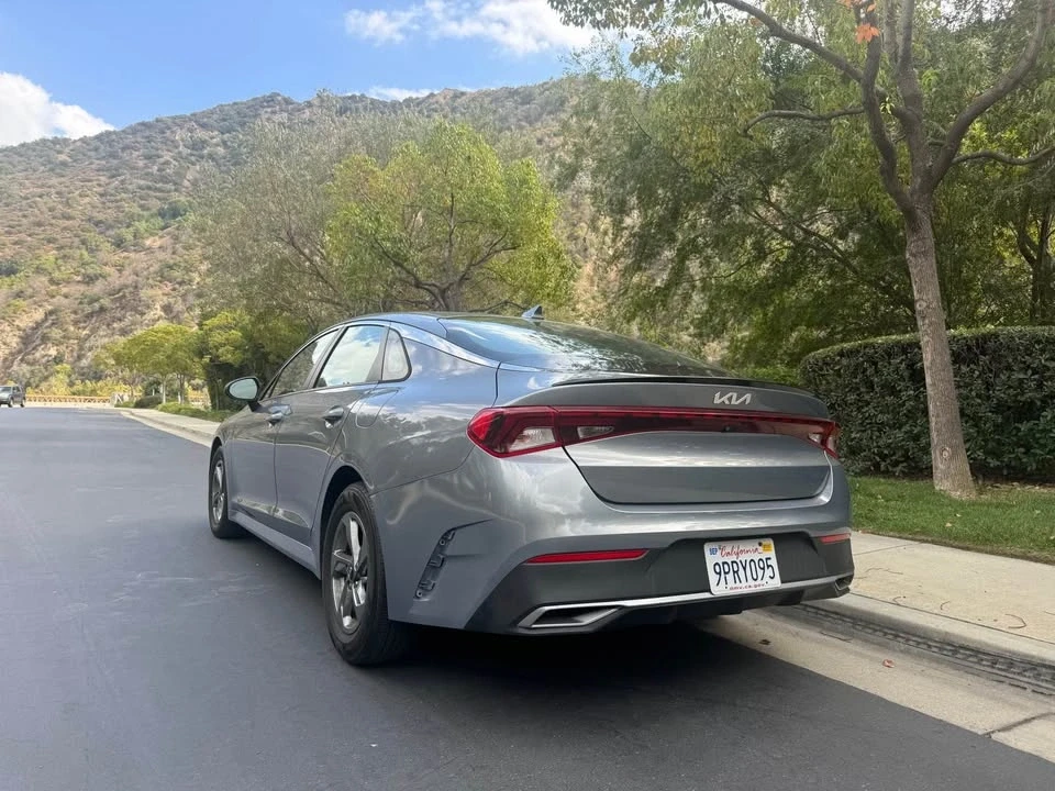 2021 Kia Optima/K5 - Image 4 of 10