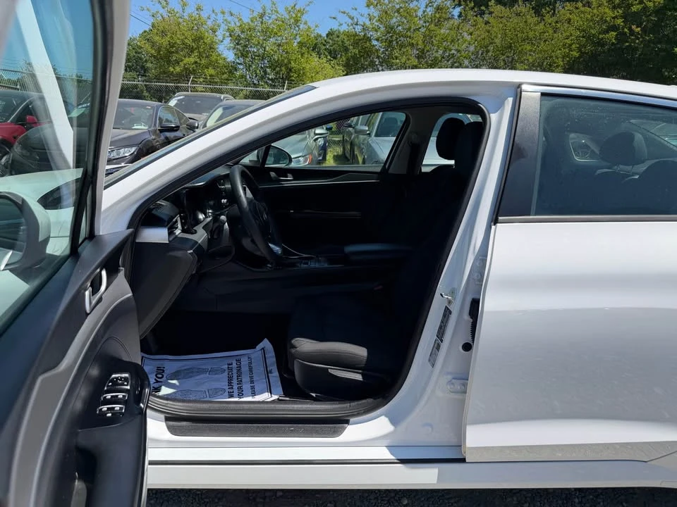2021 Kia Optima/K5 - Image 11 of 16