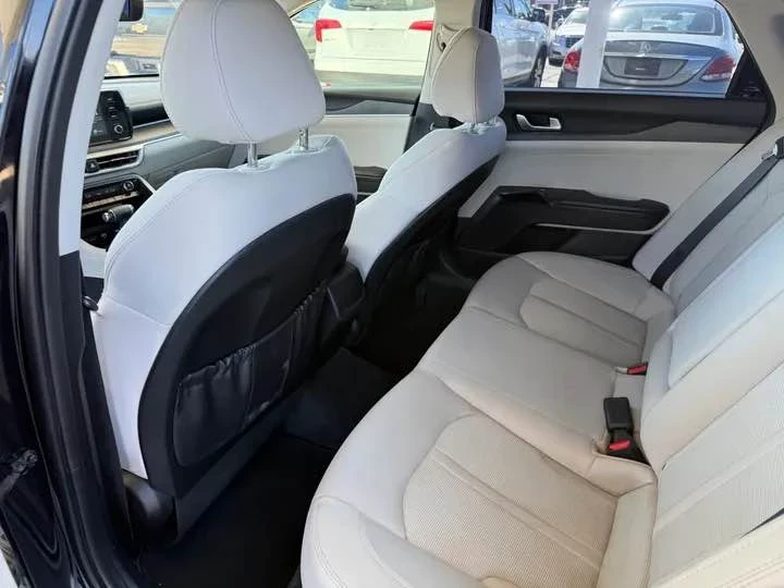 2021 Kia Optima/K5 - Image 8 of 15
