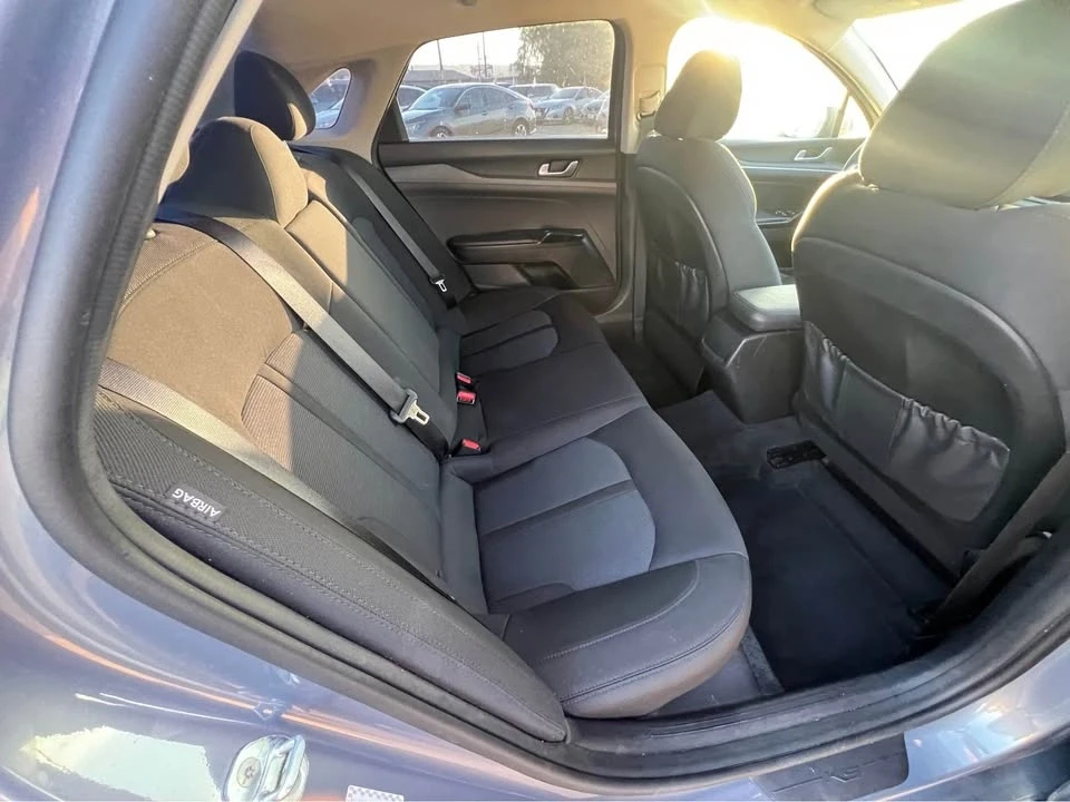 2021 Kia Optima/K5 - Image 6 of 11