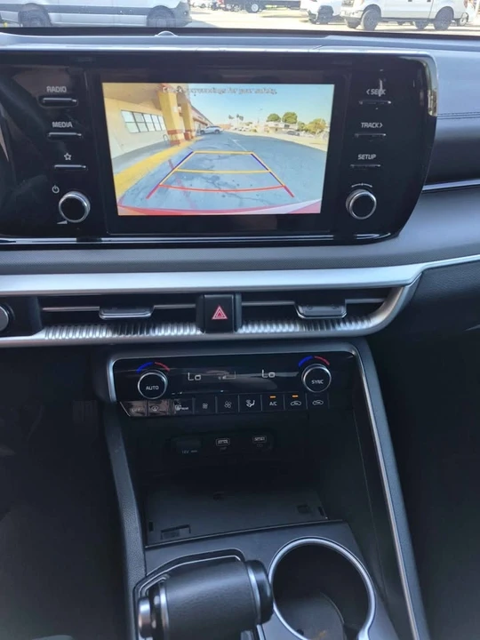 2021 Kia Optima/K5 - Image 11 of 17