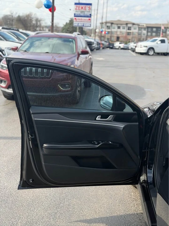 2021 Kia Optima/K5 - Image 8 of 14