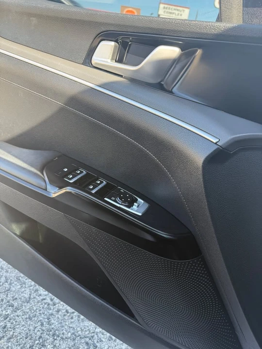 2021 Kia Optima/K5 - Image 10 of 13
