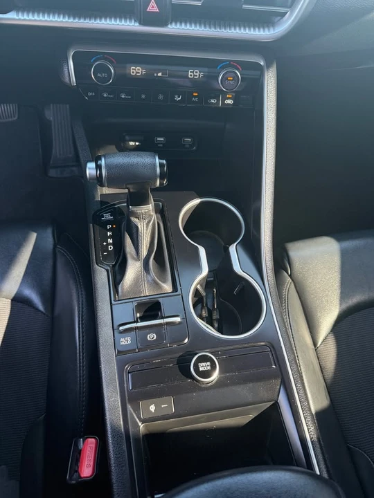 2021 Kia Optima/K5 - Image 9 of 13