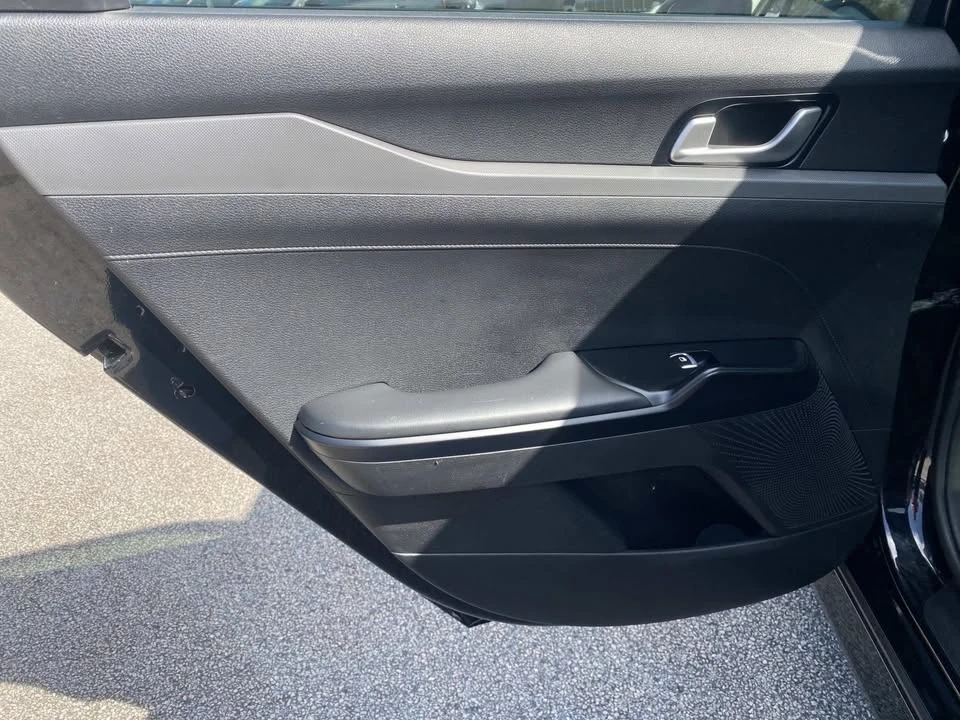2021 Kia Optima/K5 - Image 17 of 20