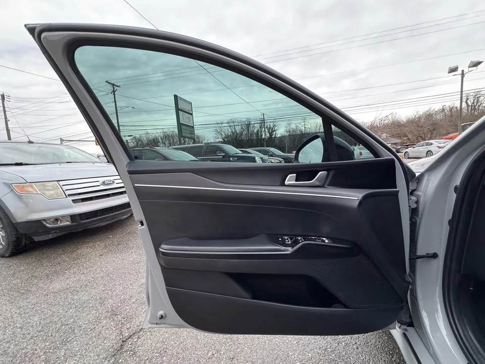 2021 Kia Optima/K5 - Image 16 of 20