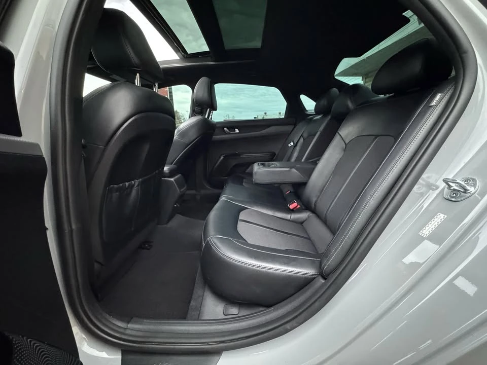 2021 Kia Optima/K5 - Image 9 of 20