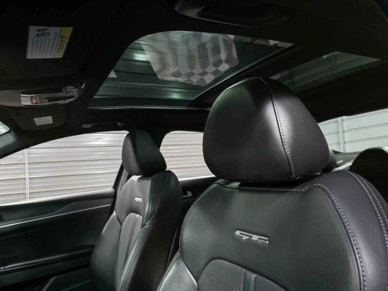 2021 Kia Optima/K5 - Image 10 of 20