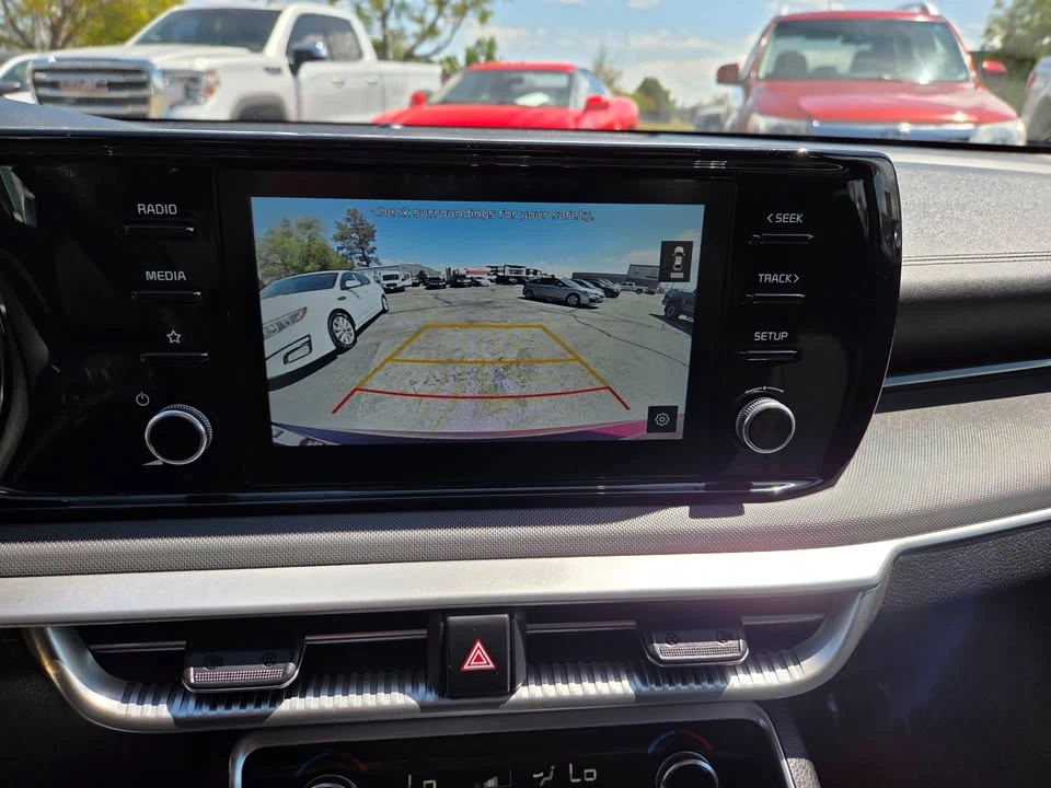 2021 Kia Optima/K5 - Image 10 of 13