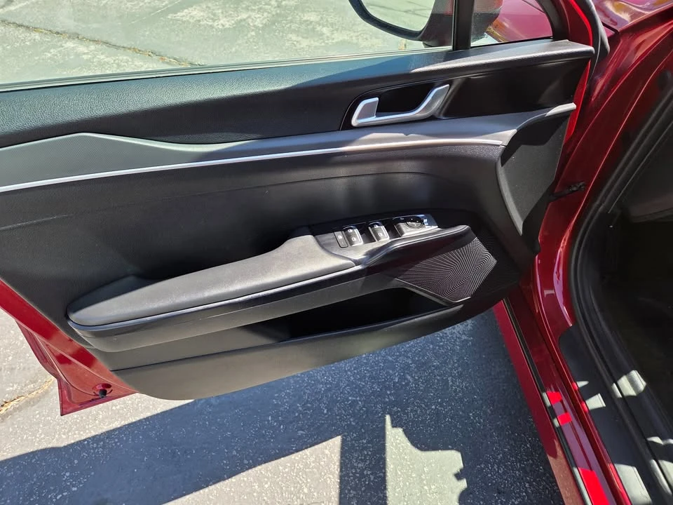2021 Kia Optima/K5 - Image 7 of 13