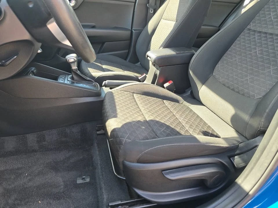 2021 Kia Rio - Image 9 of 11