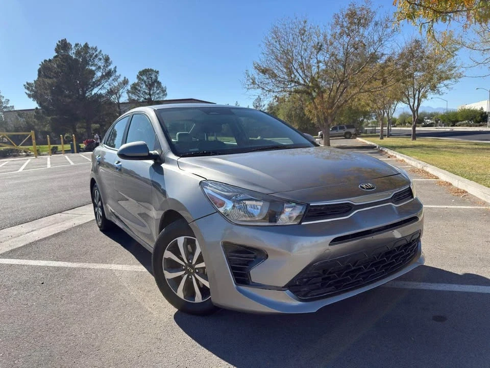 2021 Kia Rio - Image 4 of 12