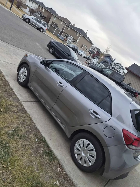 2021 Kia Rio - Image 5 of 12