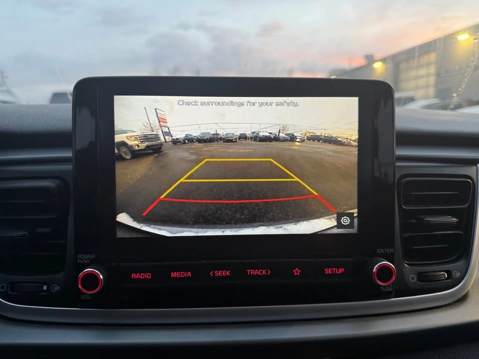 2021 Kia Rio - Image 12 of 16