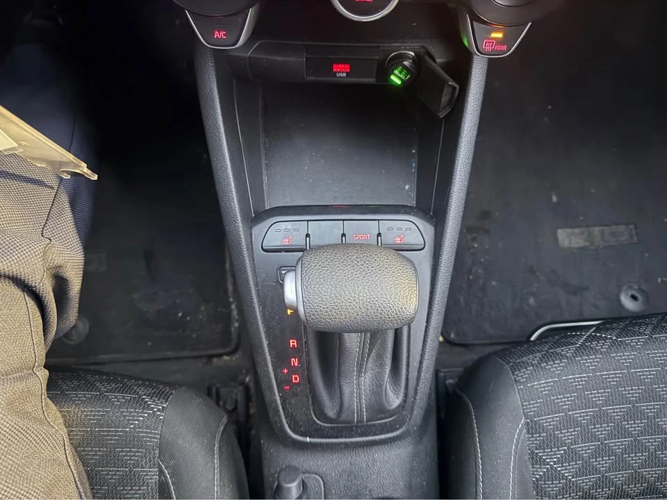 2021 Kia Rio - Image 13 of 16