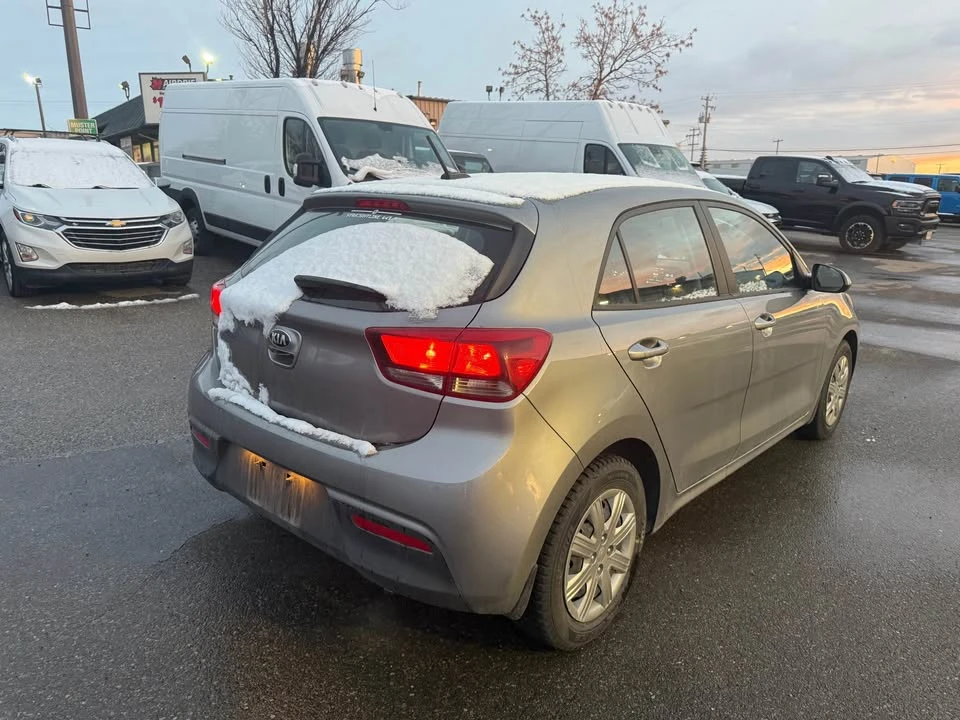 2021 Kia Rio - Image 5 of 16
