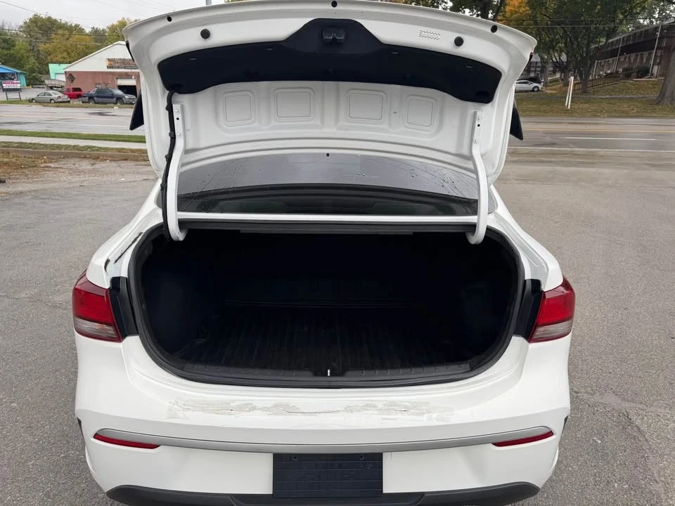 2021 Kia Rio - Image 18 of 19