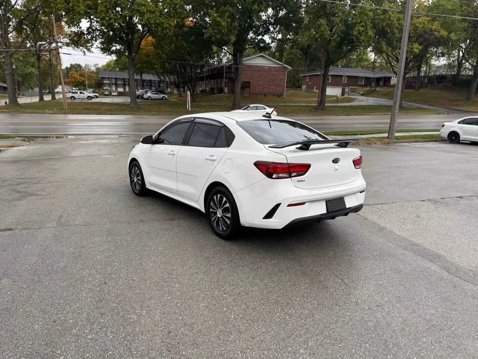 2021 Kia Rio - Image 7 of 19